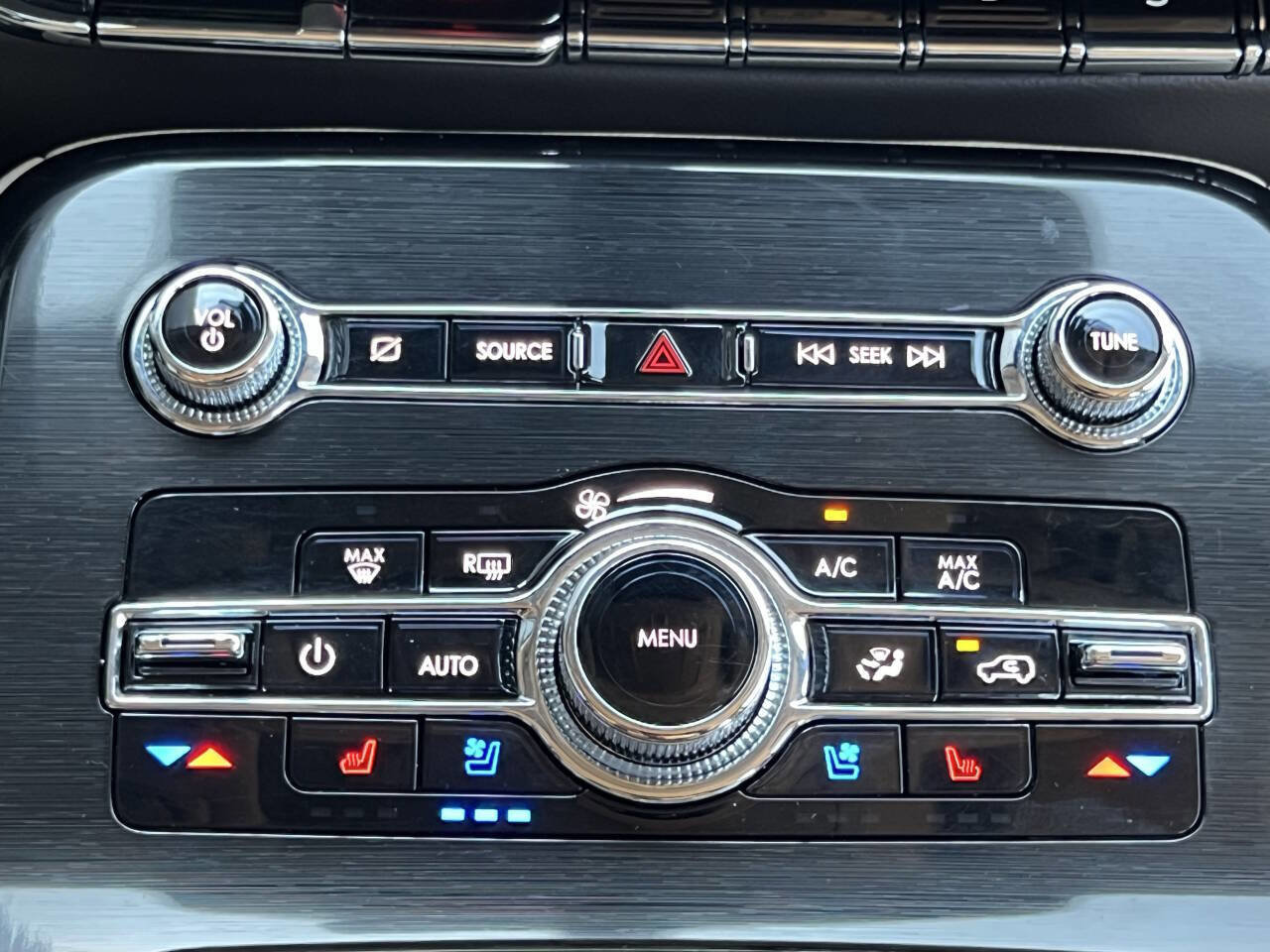 Used 2022 Lincoln Nautilus Reserve image 31