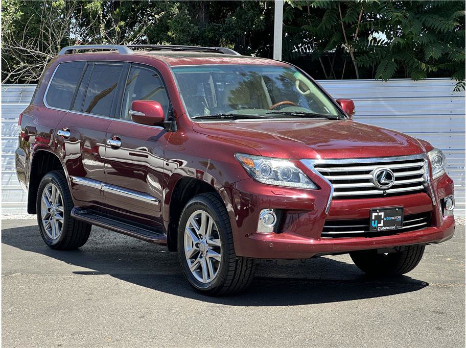 Used 2013 Lexus LX 570 4WD w/ Luxury Pkg image 8