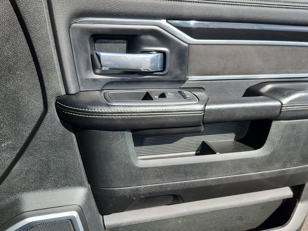Used 2020 RAM 2500 Laramie AWD/4WD image 15