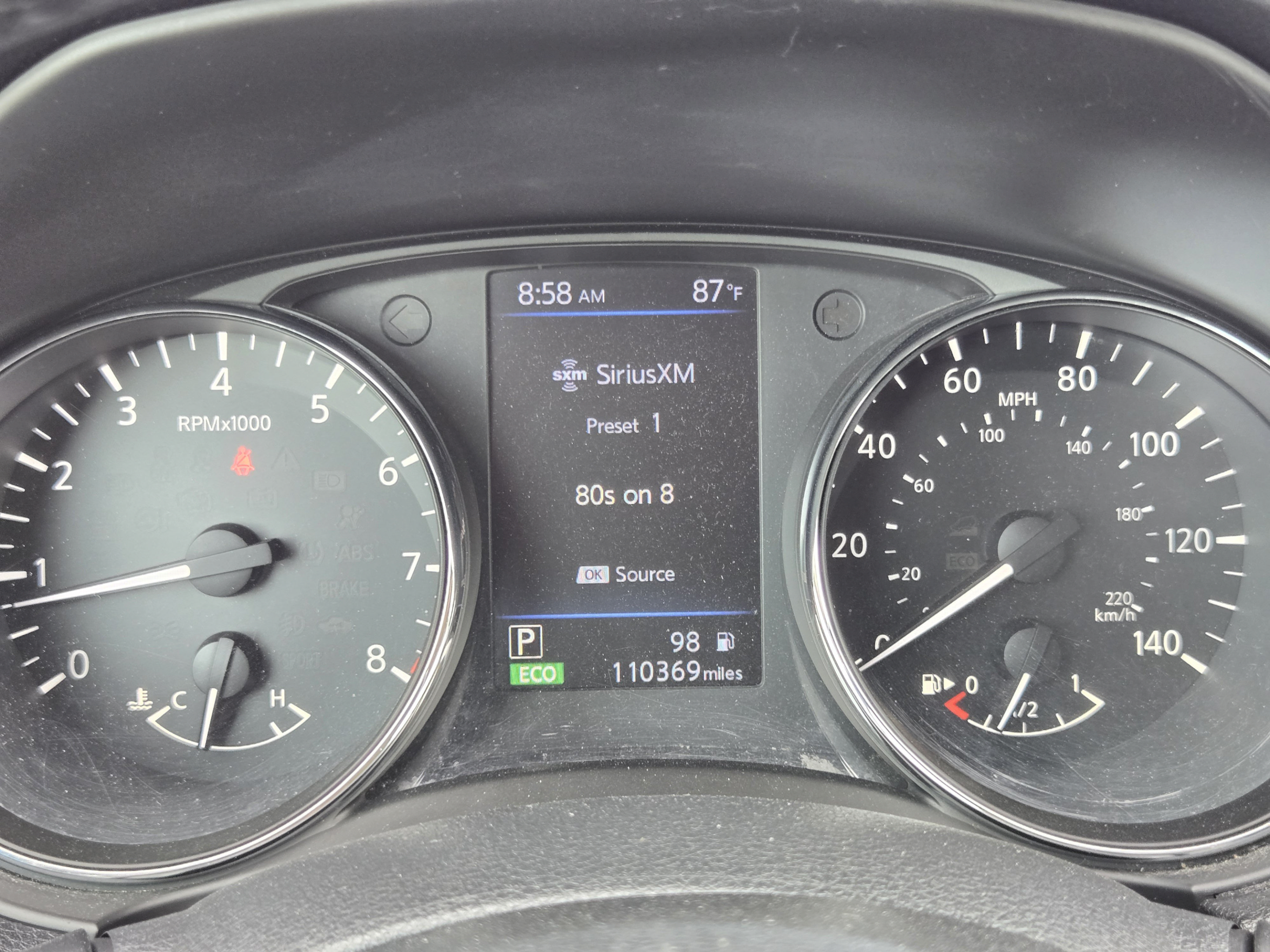 Used 2018 Nissan Rogue SV w/ Sun & Sound Touring Package AWD/4WD image 12