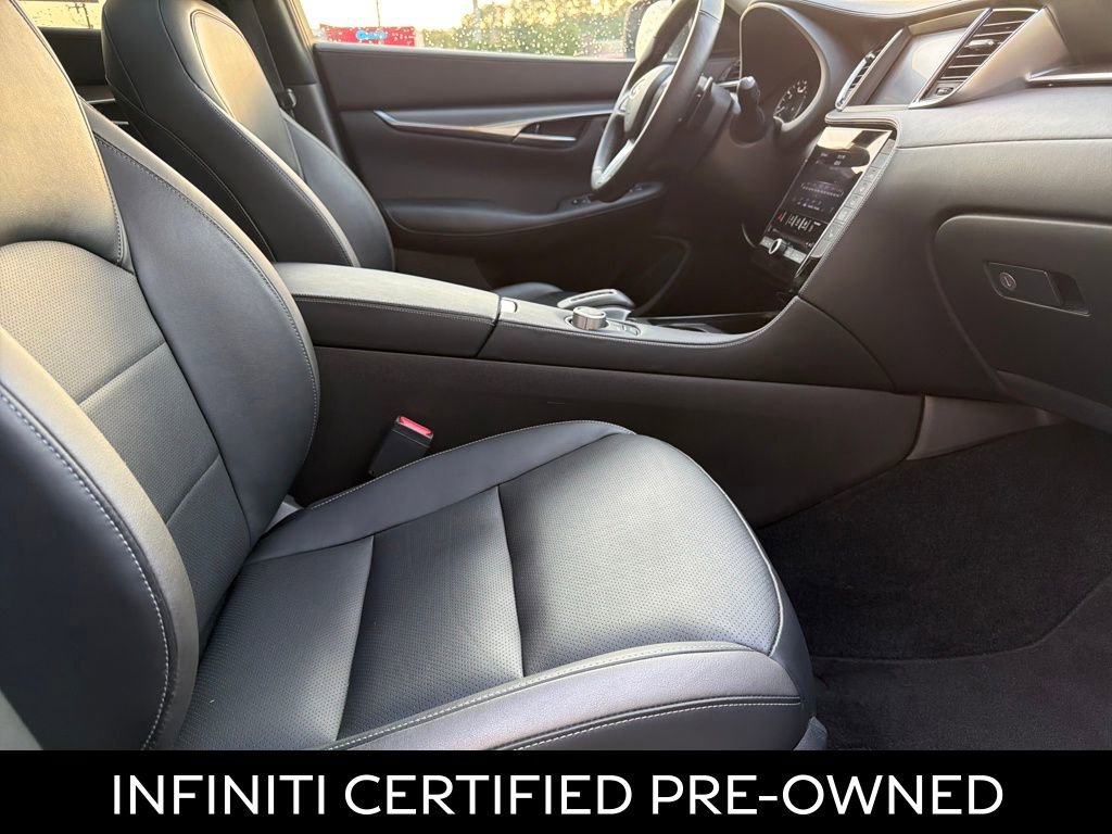 Certified 2024 INFINITI QX50 Luxe w/ Accent Package image 38
