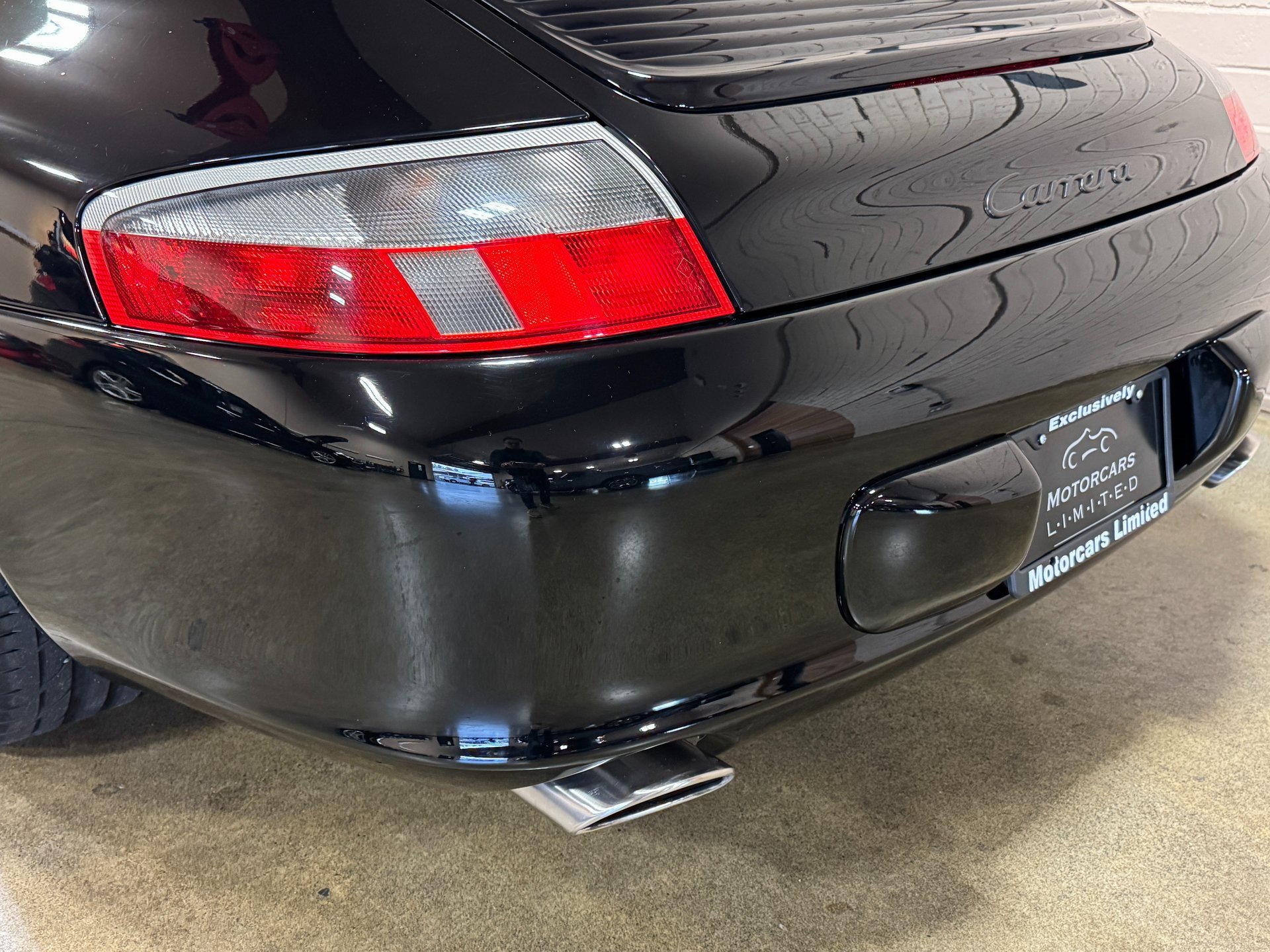 Used 2003 Porsche 911 Carrera image 10