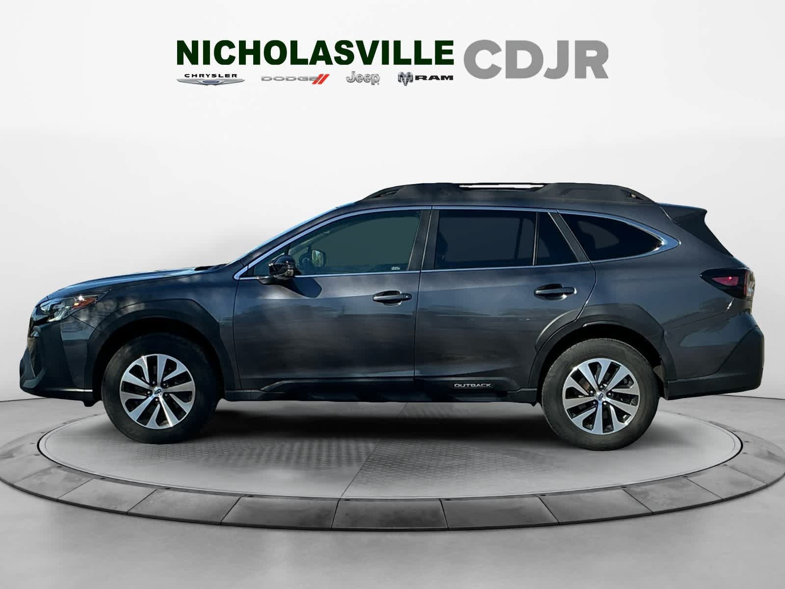 Used 2024 Subaru Outback Premium w/ Popular Package #1A AWD/4WD image 2