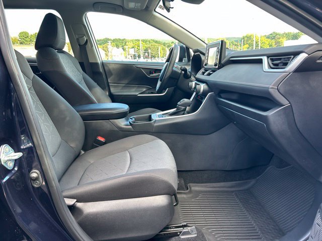 Used 2020 Toyota RAV4 XLE w/ Convenience Package AWD/4WD image 25