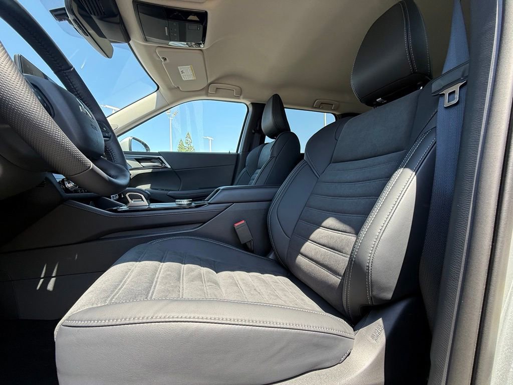 New 2026 Mitsubishi Outlander SE AWD/4WD image 31