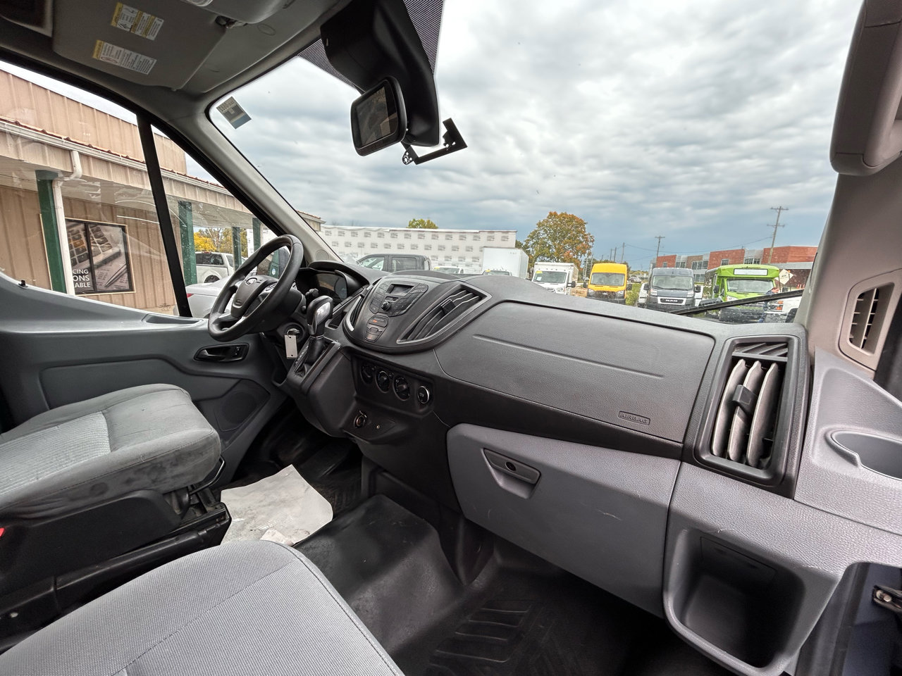 Used 2019 Ford Transit 250 148 High Roof Extended image 15