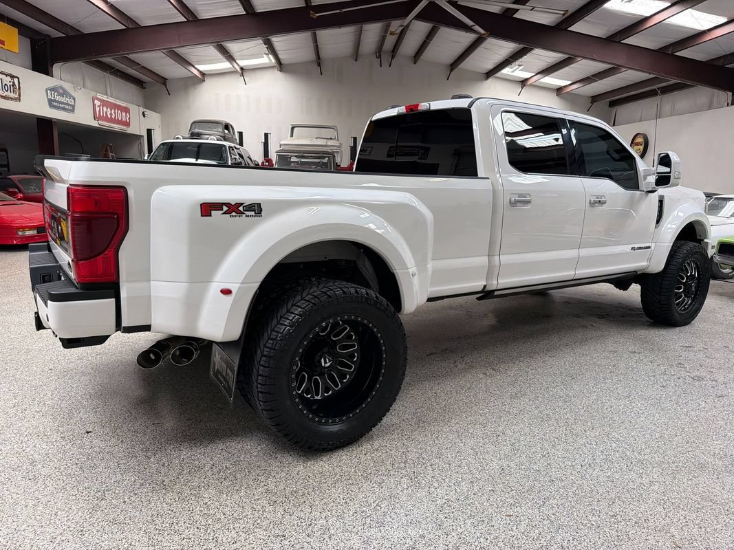 Used 2022 Ford F450 Limited w/ FX4 Off-Road Package AWD/4WD image 7