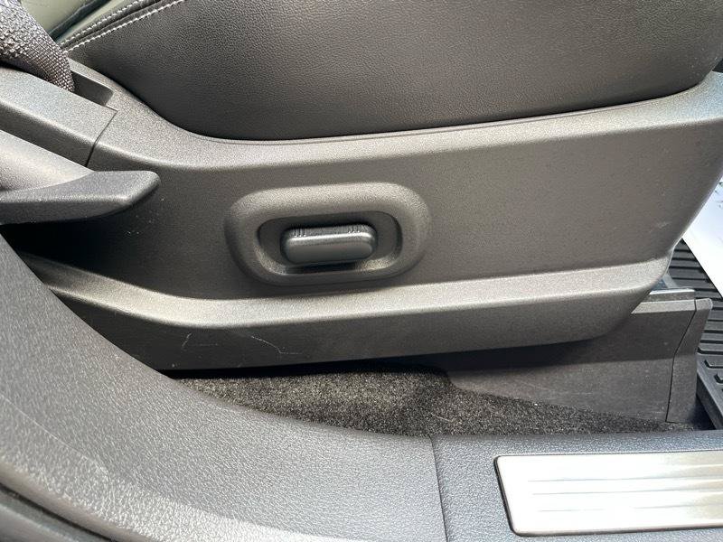 Used 2013 Ford Edge Sport w/ Driver Entry Pkg AWD/4WD image 44