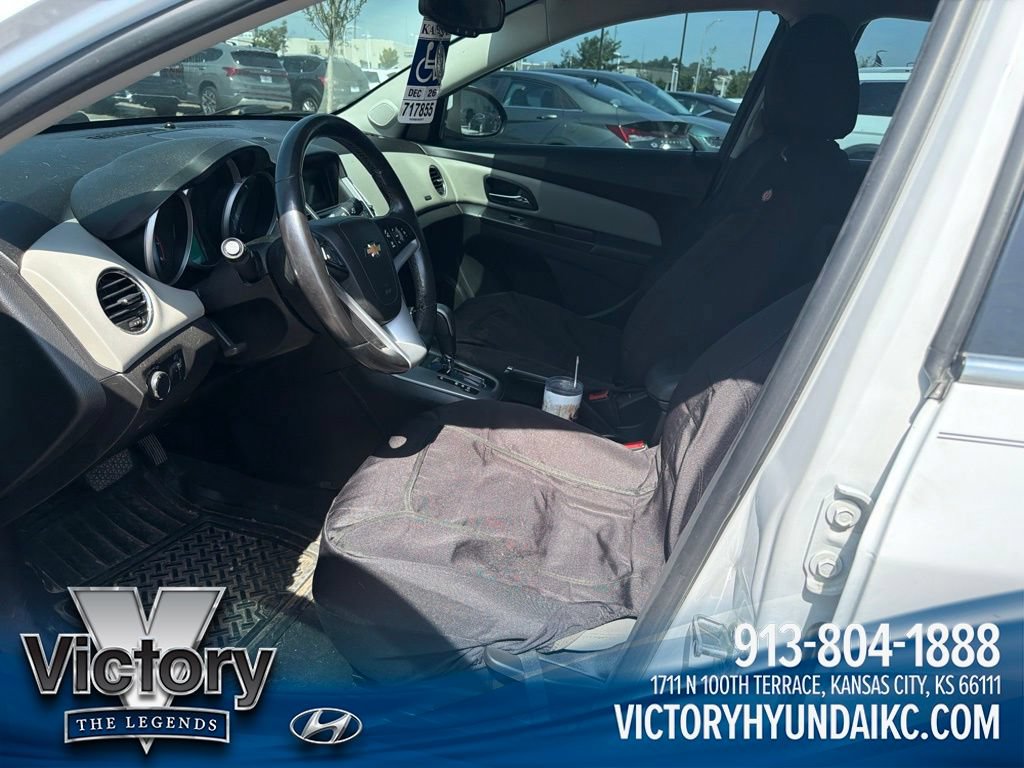 Used 2014 Chevrolet Cruze LT FWD image 10