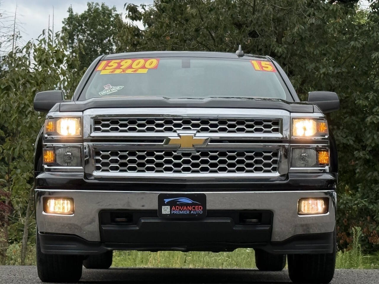 Used 2015 Chevrolet Silverado 1500 LT AWD/4WD image 2