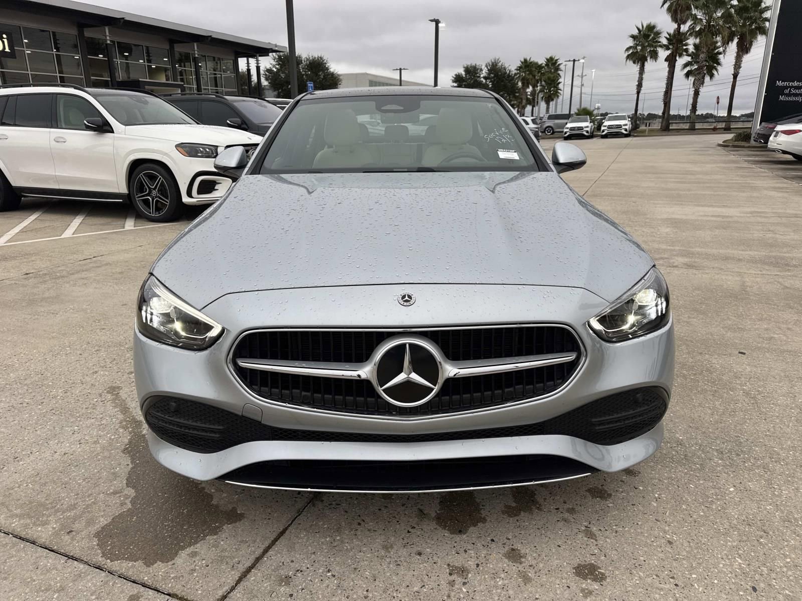 Used 2025 Mercedes-Benz C 300 Sedan image 2