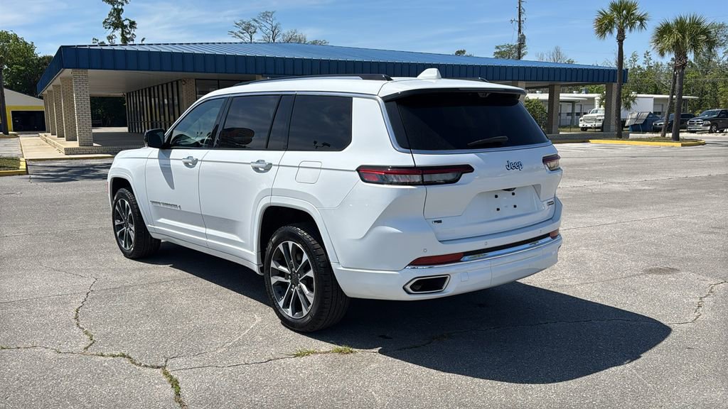 Used 2023 Jeep Grand Cherokee L Overland w/ Advanced Protech Group III RWD image 4