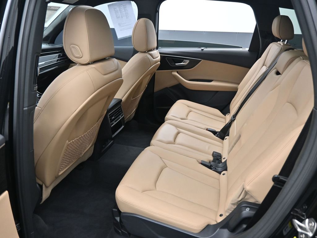 Used 2023 Audi Q7 3.0T Premium Plus w/ Premium Plus Package image 27