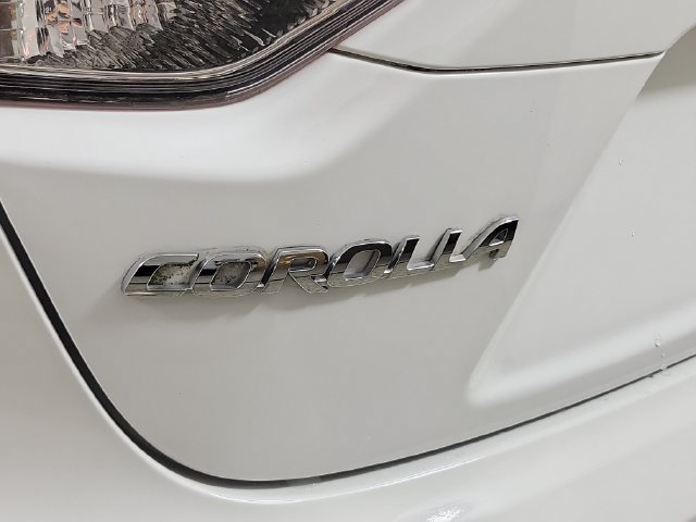 Used 2024 Toyota Corolla LE FWD image 9