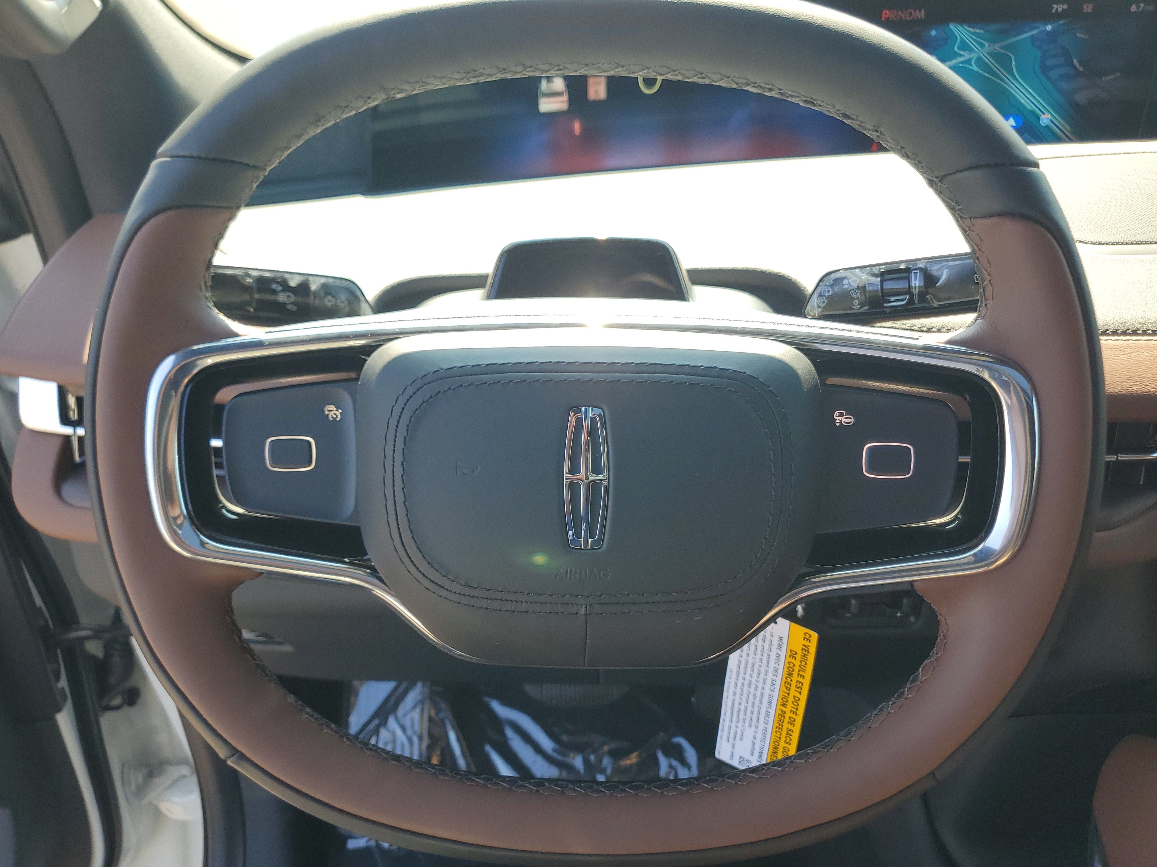 New 2027 Lincoln Navigator Reserve AWD/4WD image 16