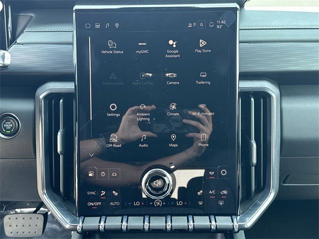 New 2026 GMC Acadia AT4 image 16