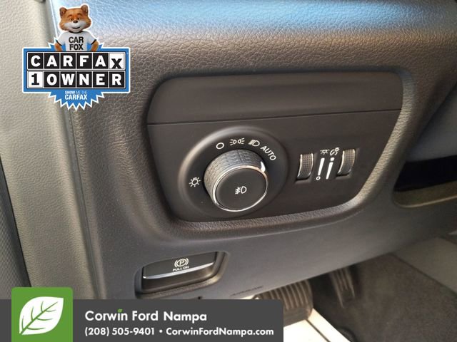 Used 2022 Jeep Grand Cherokee L Summit w/ Luxury Tech Group V image 13