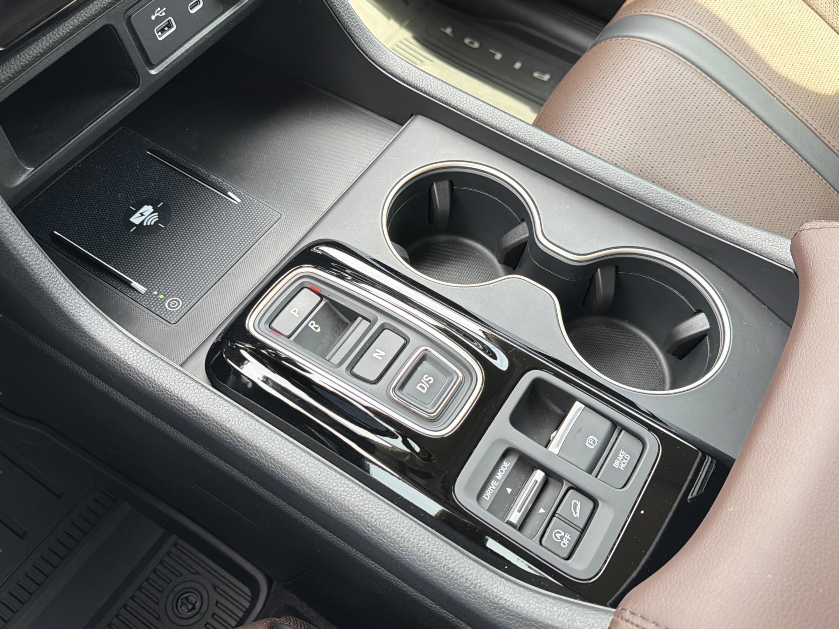 Certified 2024 Honda Pilot Elite image 15