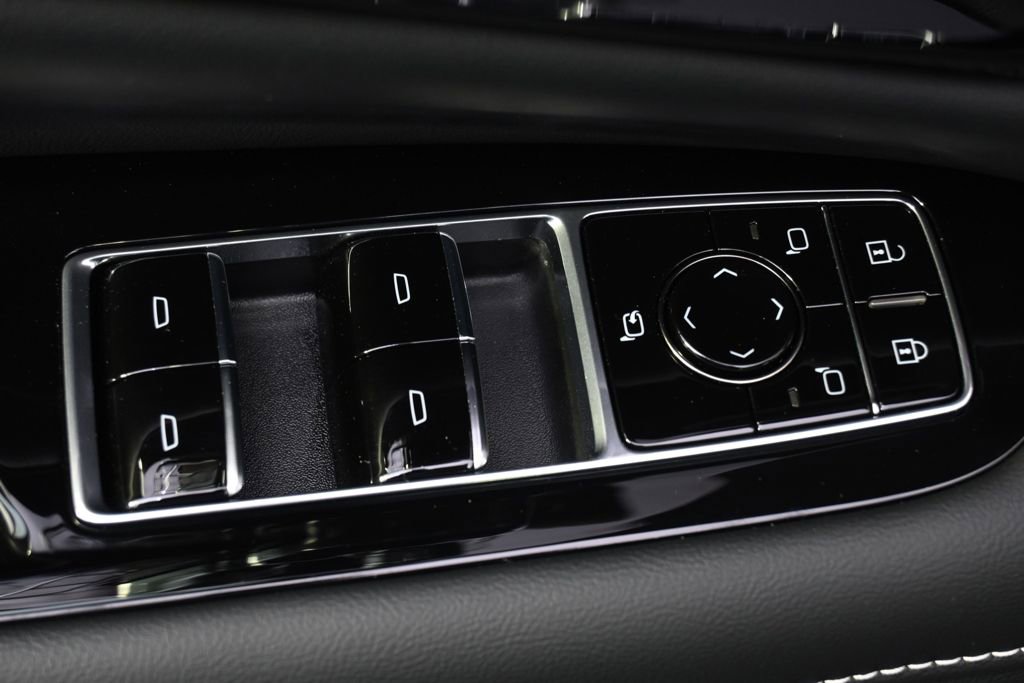 New 2026 Cadillac Optiq V image 25