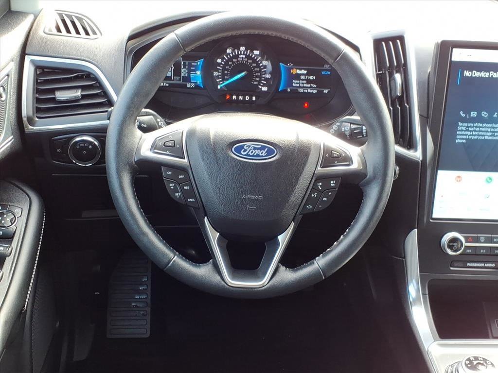 Used 2024 Ford Edge Titanium image 22