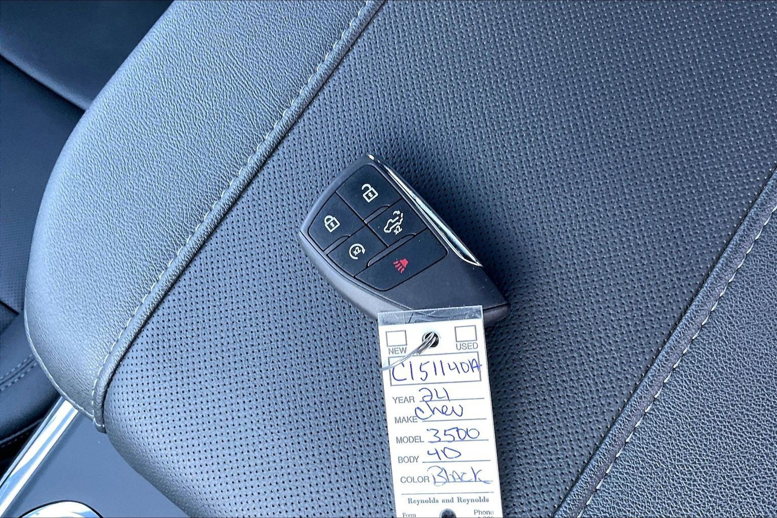 Used 2024 Chevrolet Silverado 3500 LTZ w/ LTZ Convenience Package image 11