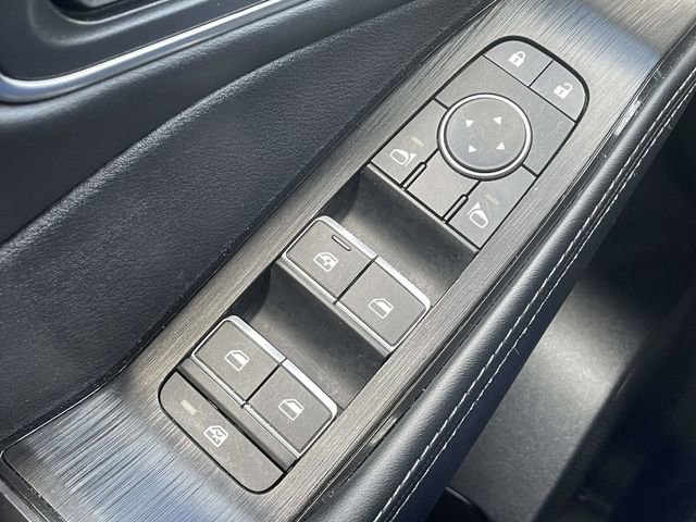 Used 2026 Nissan Rogue Platinum w/ Platinum Premium Package AWD/4WD image 32