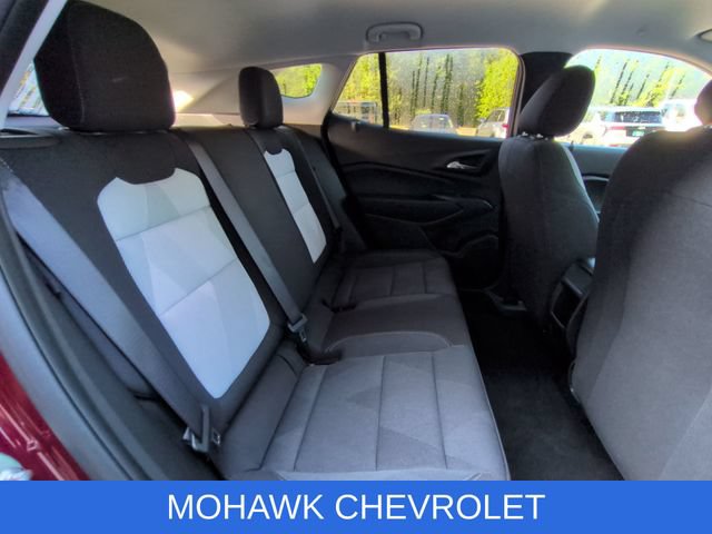 Used 2024 Chevrolet Trax LS w/ LS Convenience Package FWD image 26