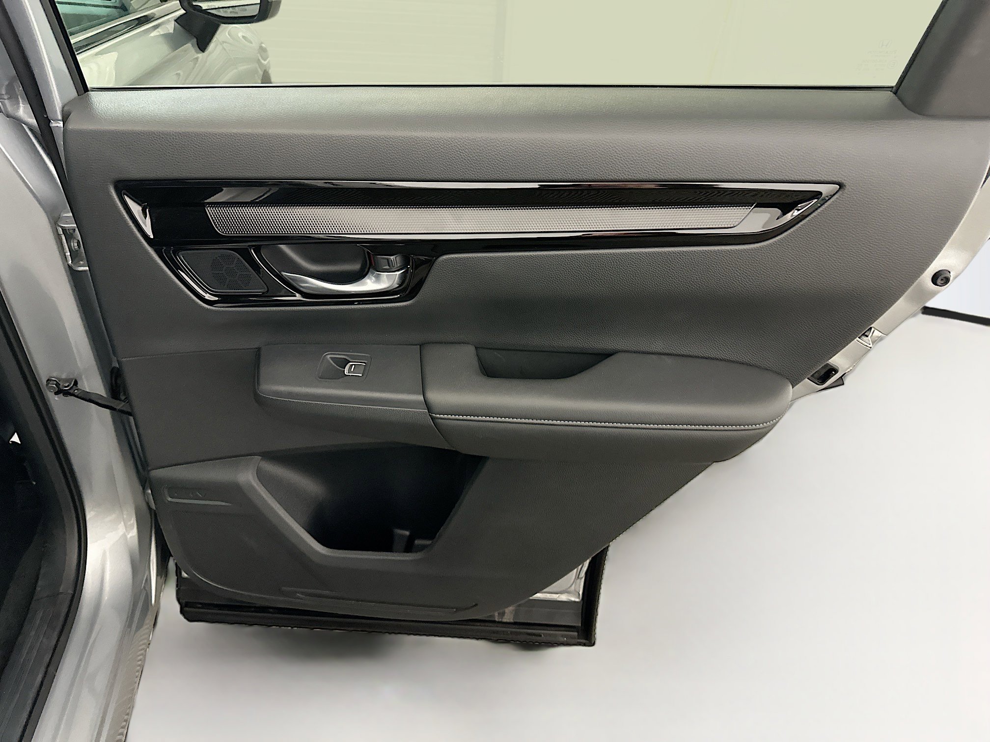 Used 2025 Honda CR-V EX-L image 33