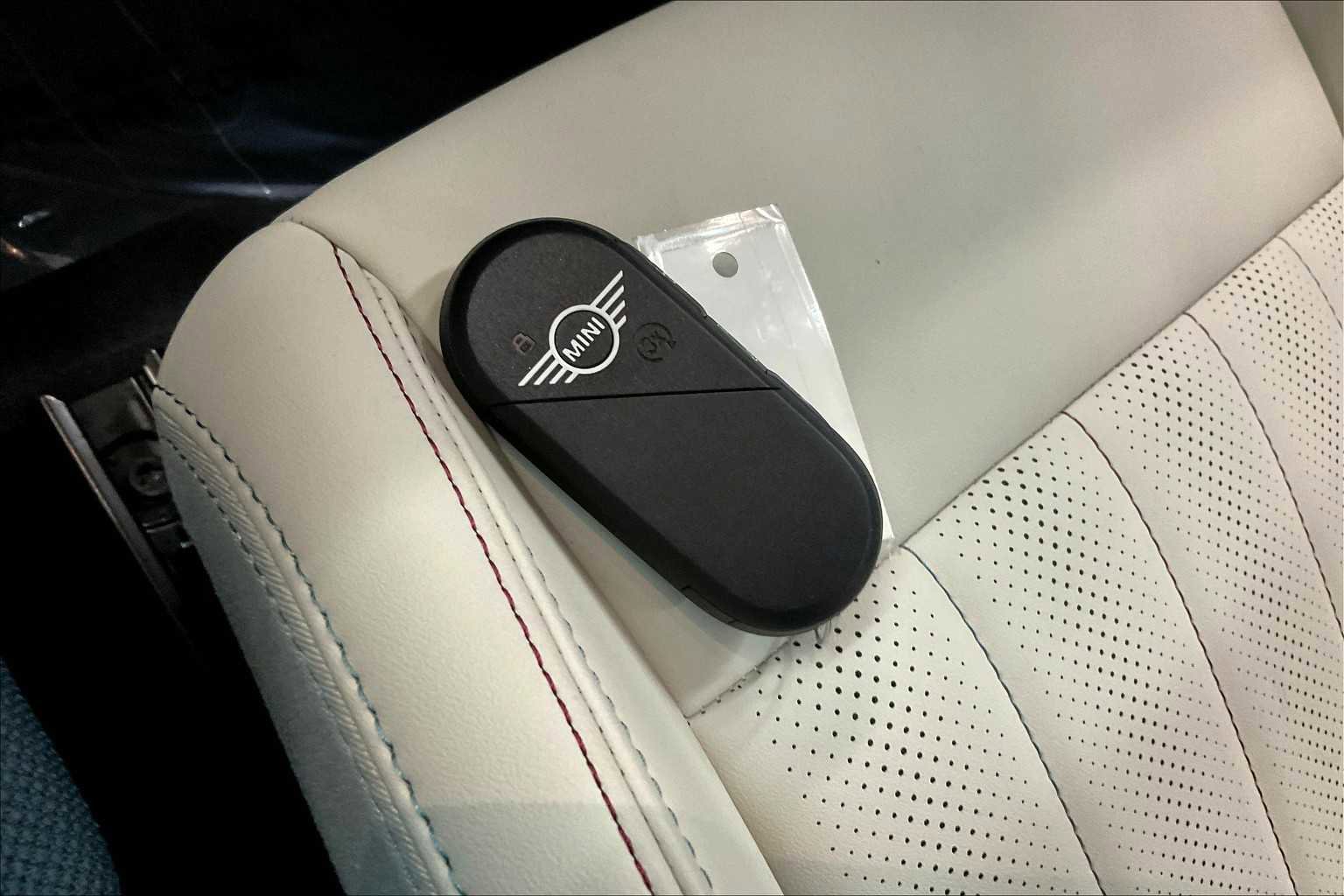 Used 2025 MINI Cooper Countryman SE image 14