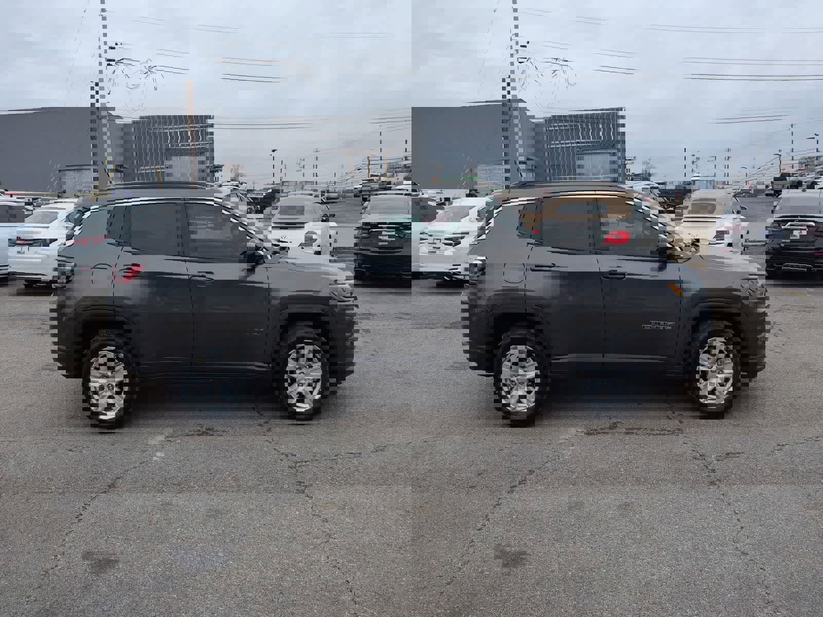 Certified 2022 Jeep Compass Latitude image 9