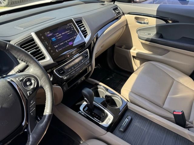 Used 2017 Honda Ridgeline RTL-E image 16