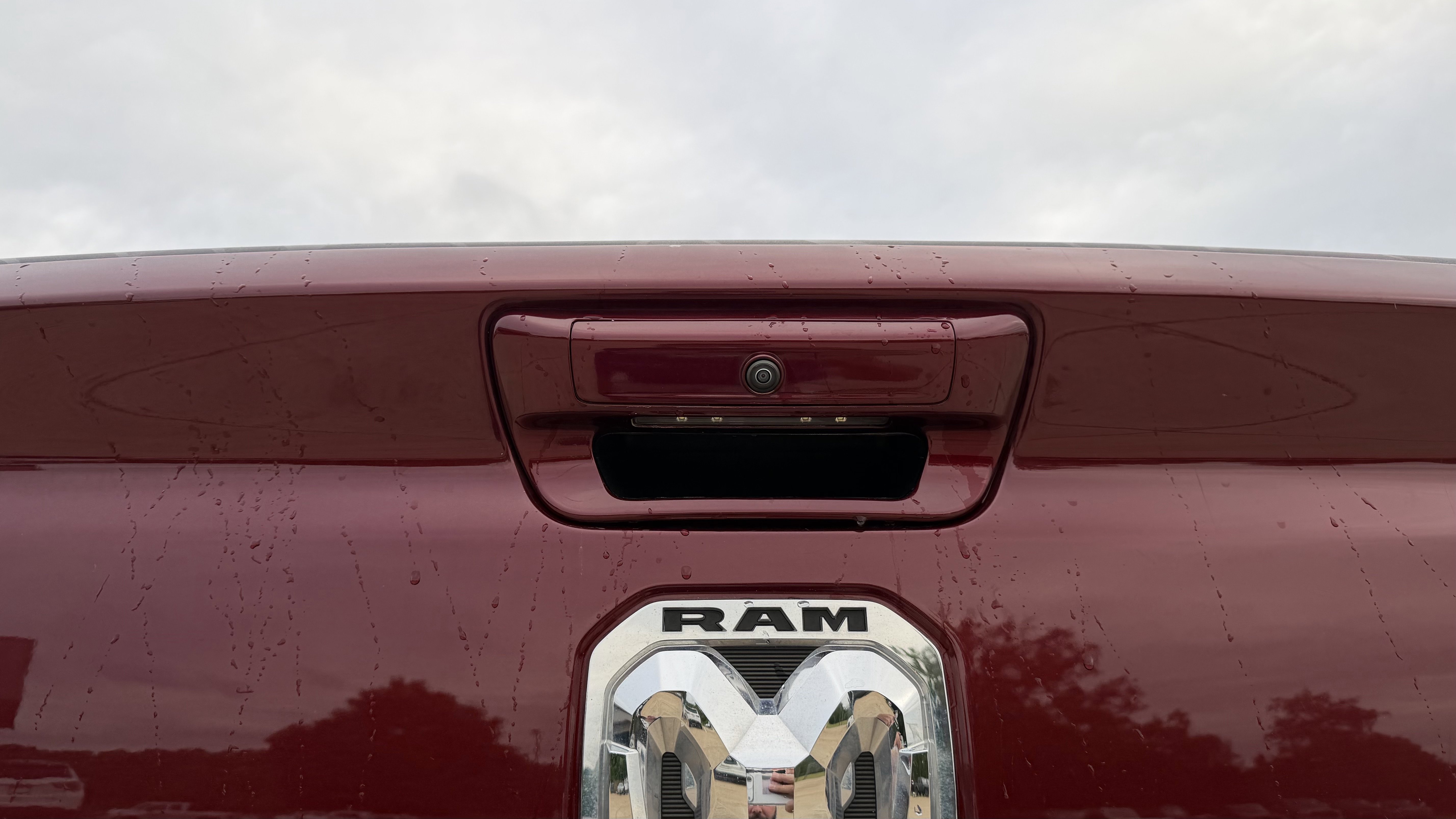 Used 2022 RAM 1500 Laramie w/ Sport Appearance Package AWD/4WD image 8