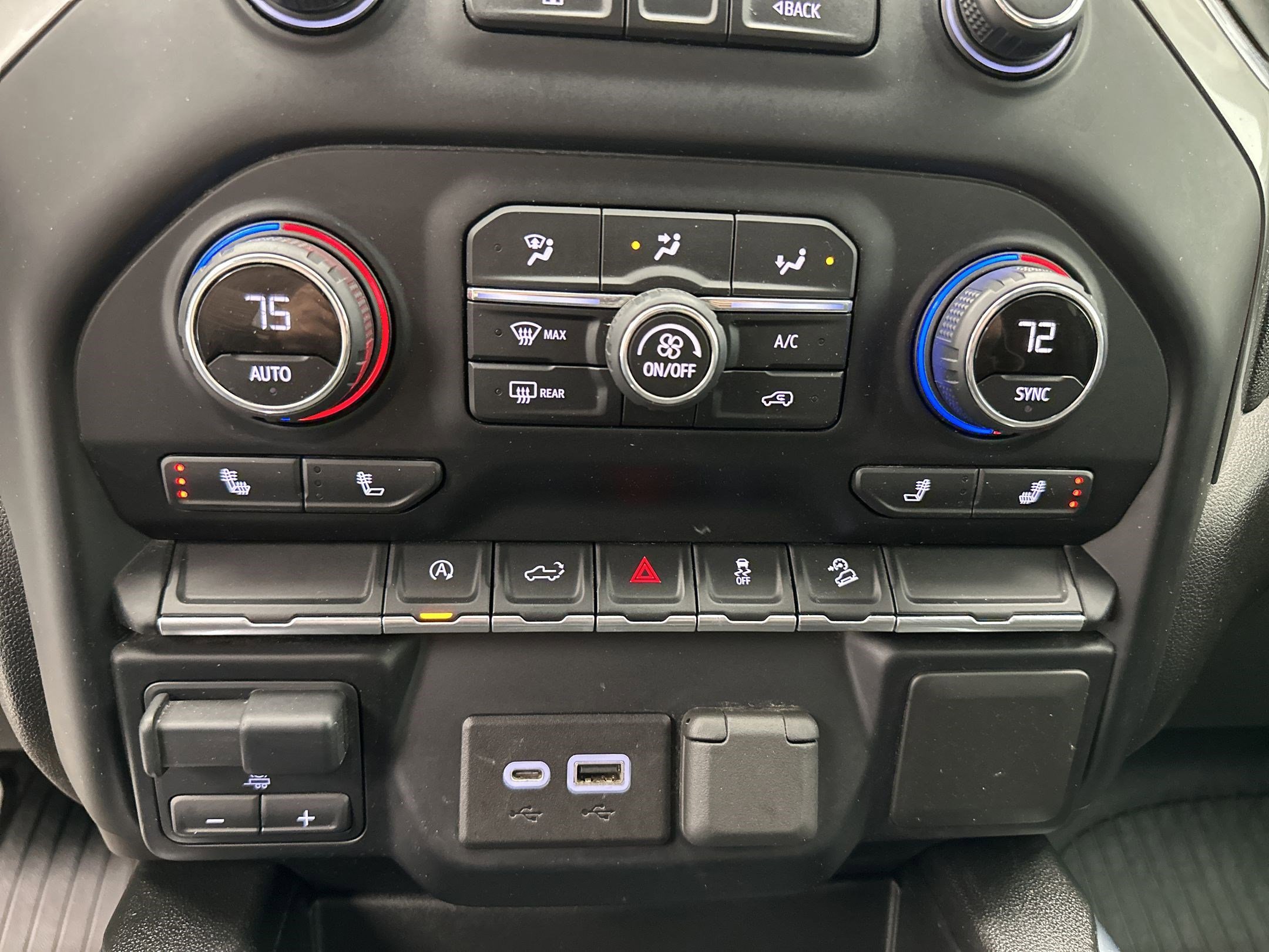 Certified 2021 Chevrolet Silverado 1500 RST AWD/4WD image 17