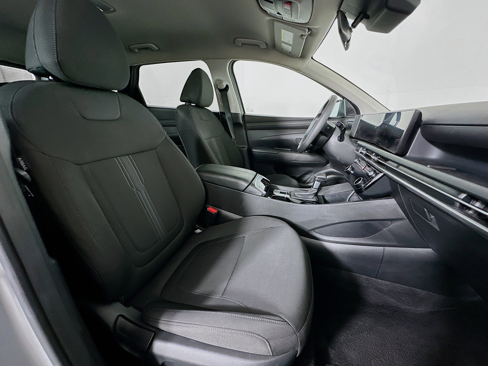 Used 2025 Hyundai Tucson SEL image 30