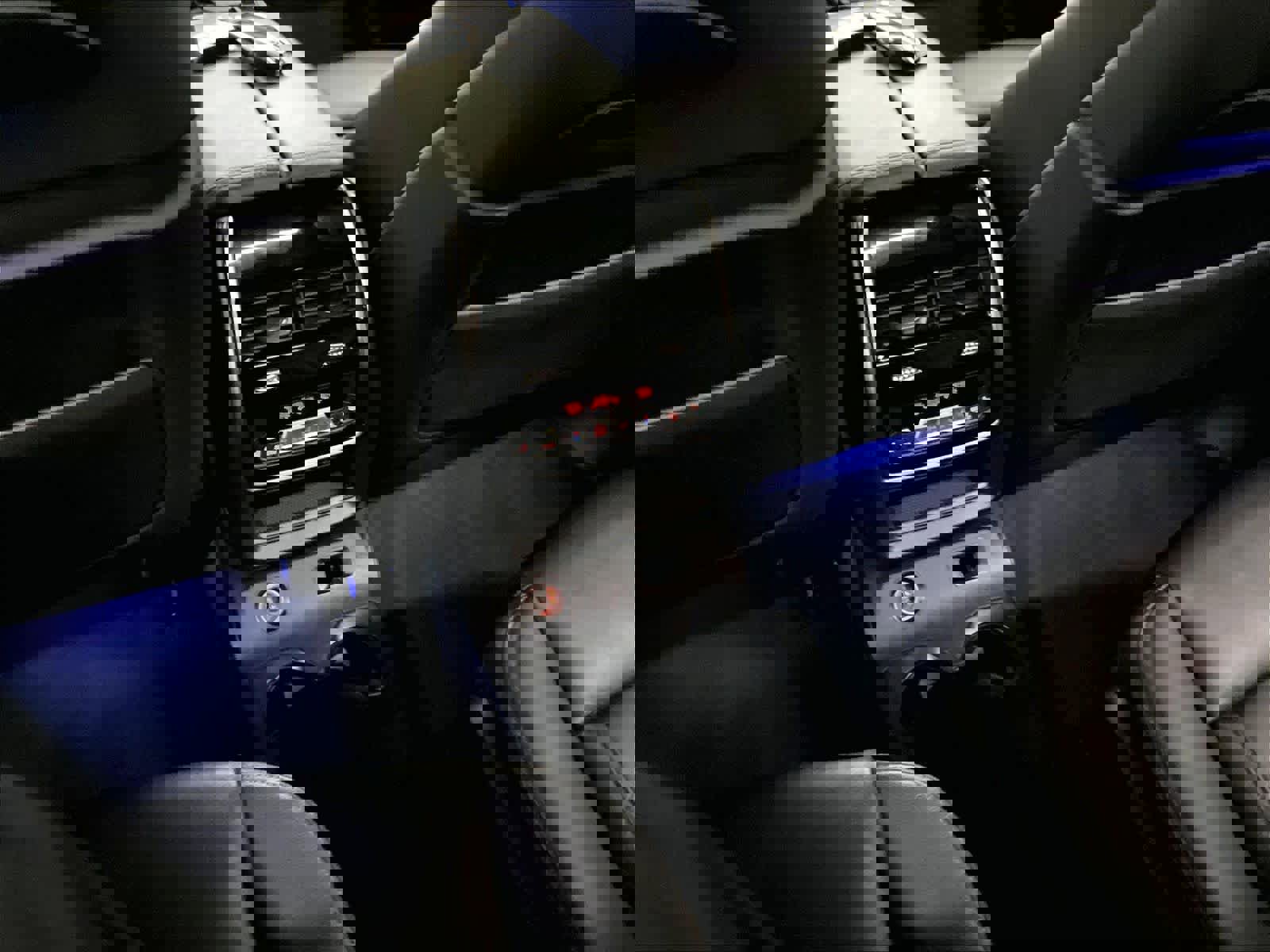 Used 2019 BMW X7 xDrive50i w/ M Sport Package image 39