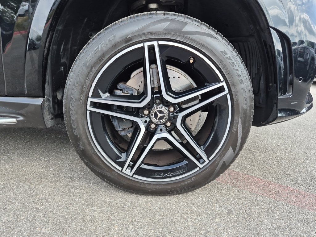 Used 2021 Mercedes-Benz GLS 580 4MATIC image 16