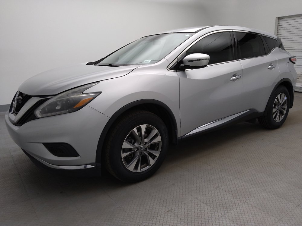 Used 2018 Nissan Murano S FWD image 2
