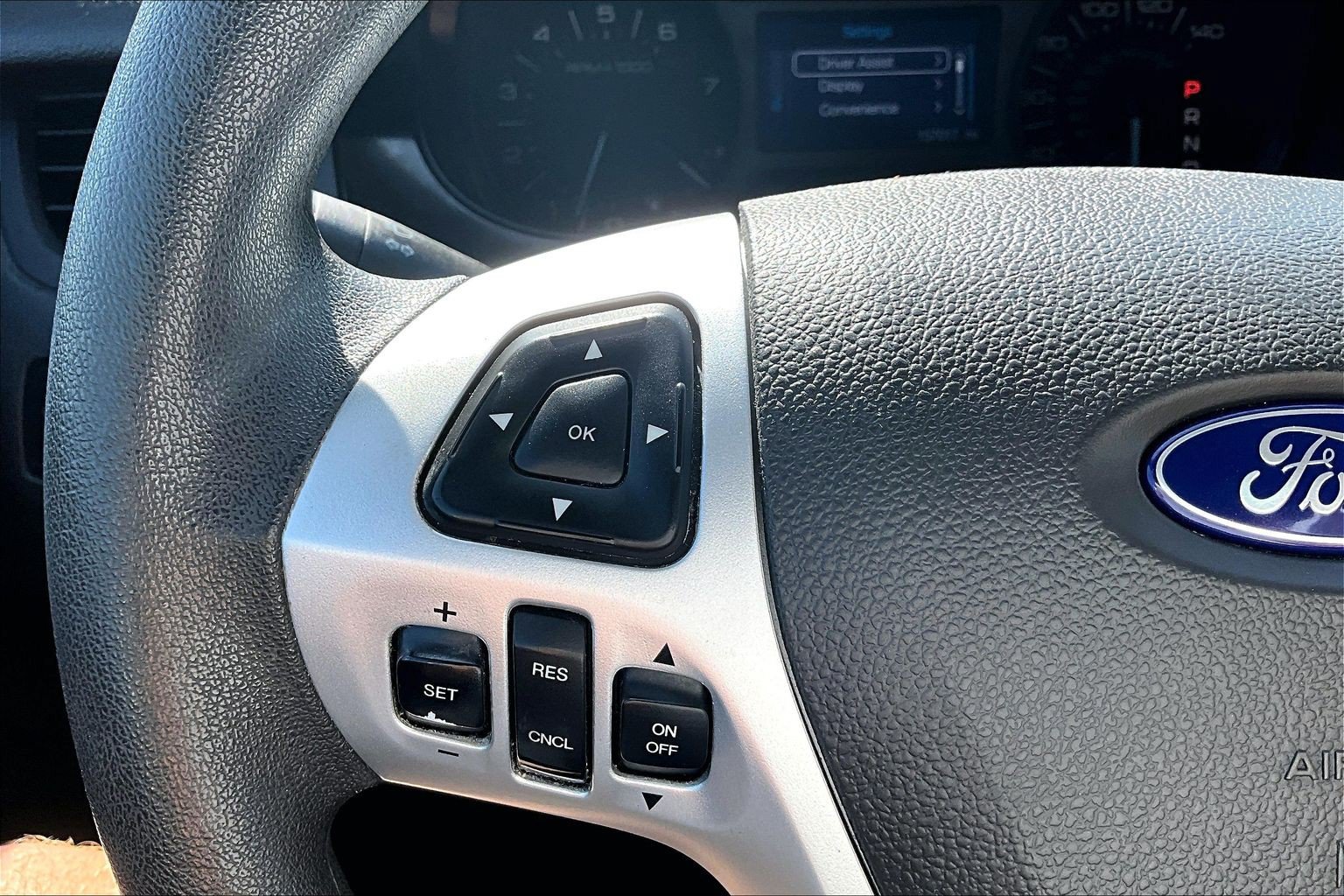 Used 2011 Ford Edge SE FWD image 21