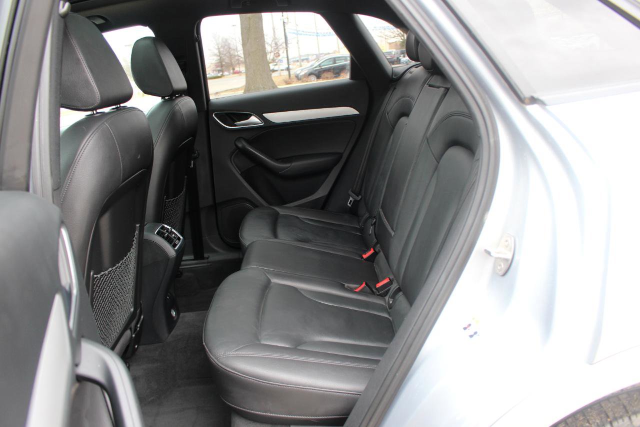 Used 2018 Audi Q3 2.0T Premium AWD/4WD image 31