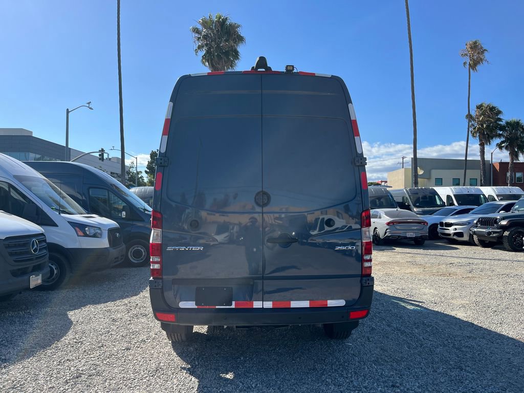 Used 2018 Mercedes-Benz Sprinter 2500 image 7