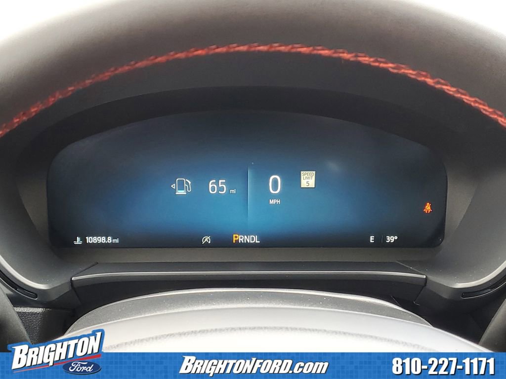 Used 2023 Ford Escape ST-Line Elite w/ Class II Trailer Tow Package image 15