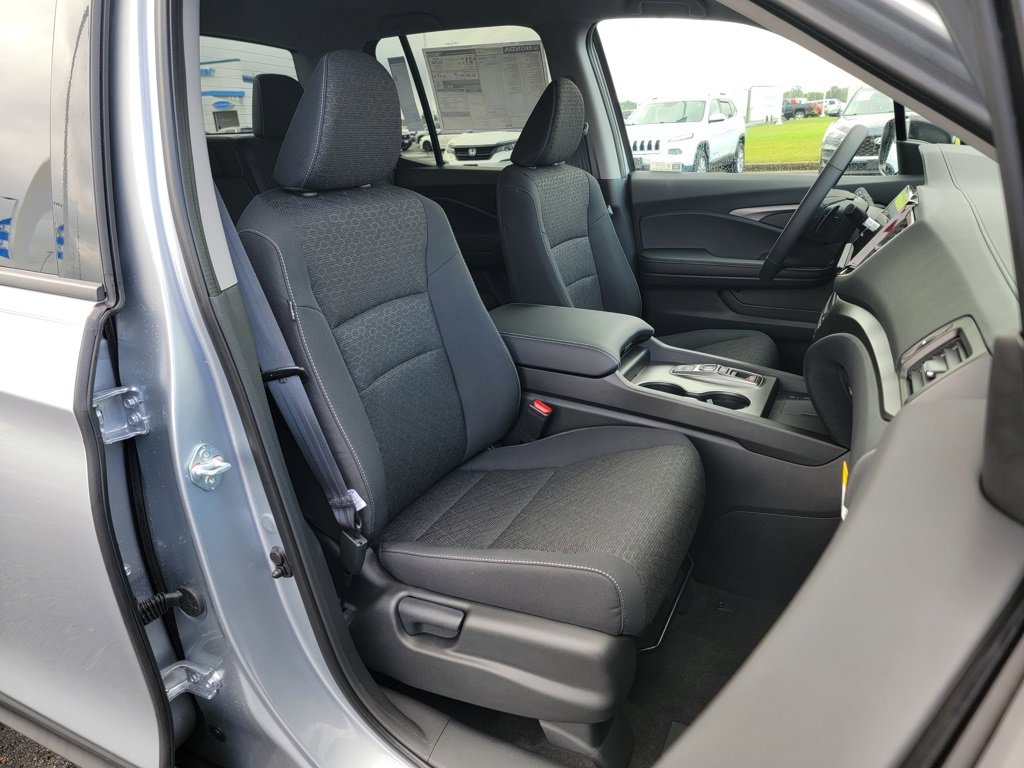 New 2026 Honda Ridgeline Sport image 7