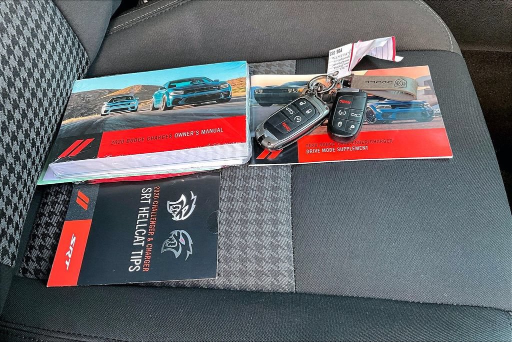 Used 2020 Dodge Charger Scat Pack RWD image 36