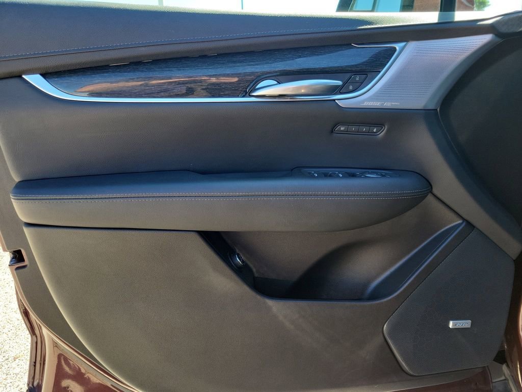 Certified 2022 Cadillac XT5 Premium Luxury w/ LPO, Floor Liner Package FWD image 16