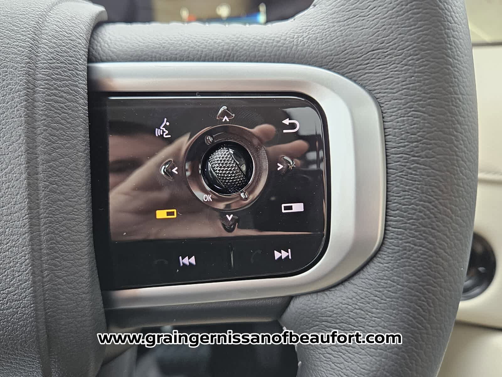 New 2026 Nissan Armada Platinum RWD image 13