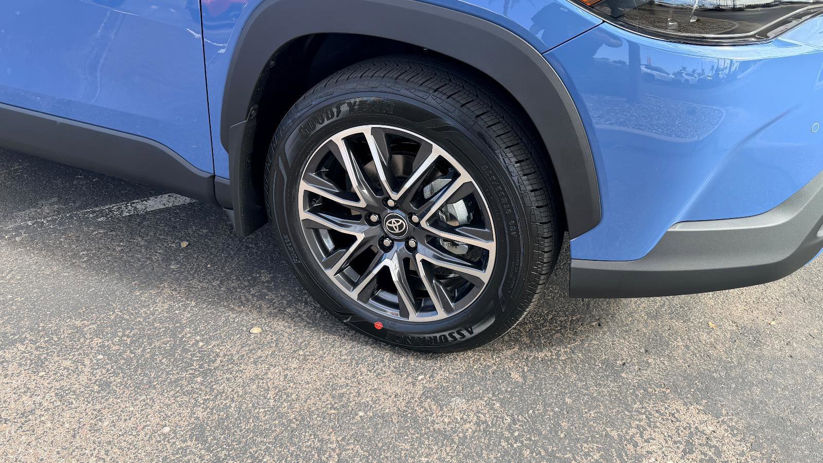 New 2026 Toyota Corolla Cross XLE image 7