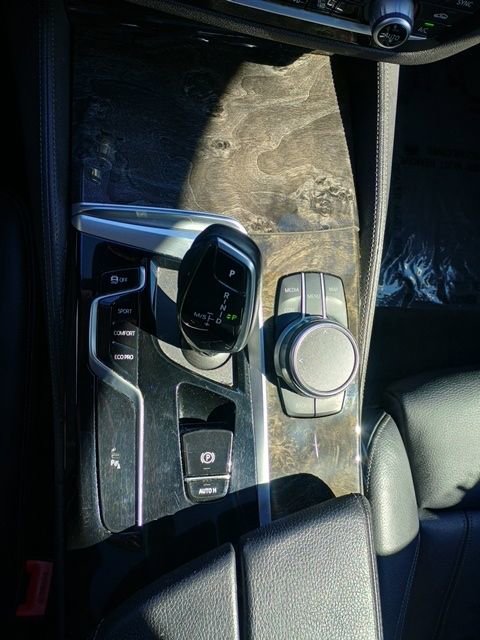 Used 2021 BMW 540i xDrive w/ M Sport Package image 32