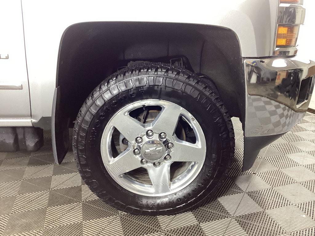 Used 2015 Chevrolet Silverado 2500 LTZ w/ Duramax Plus Package AWD/4WD image 9