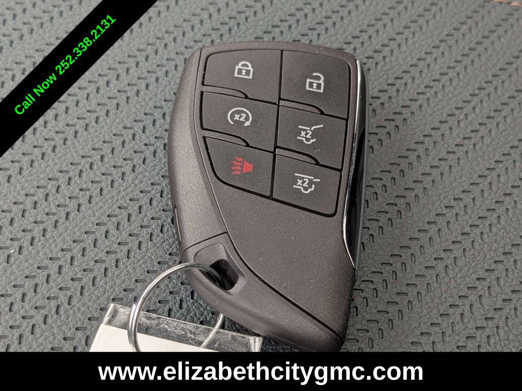 New 2026 GMC Yukon XL AT4 w/ AT4 Premium Package image 37