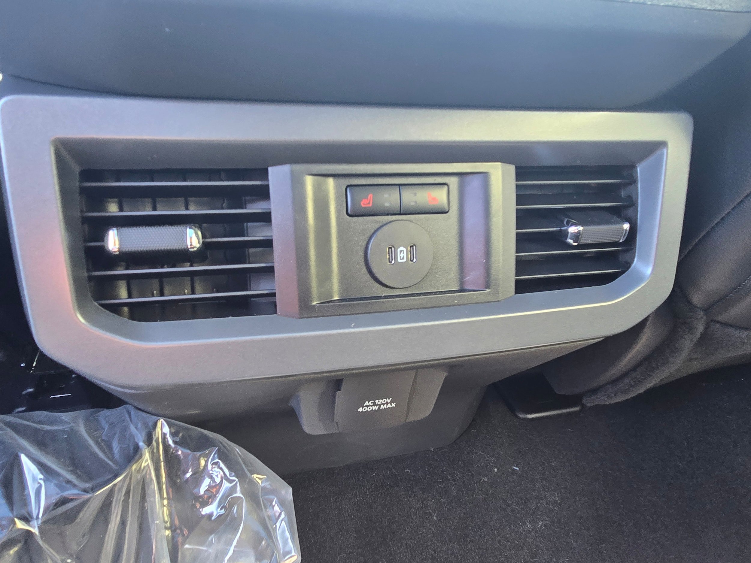 New 2026 Ford F250 Lariat w/ Black Appearance Package image 13
